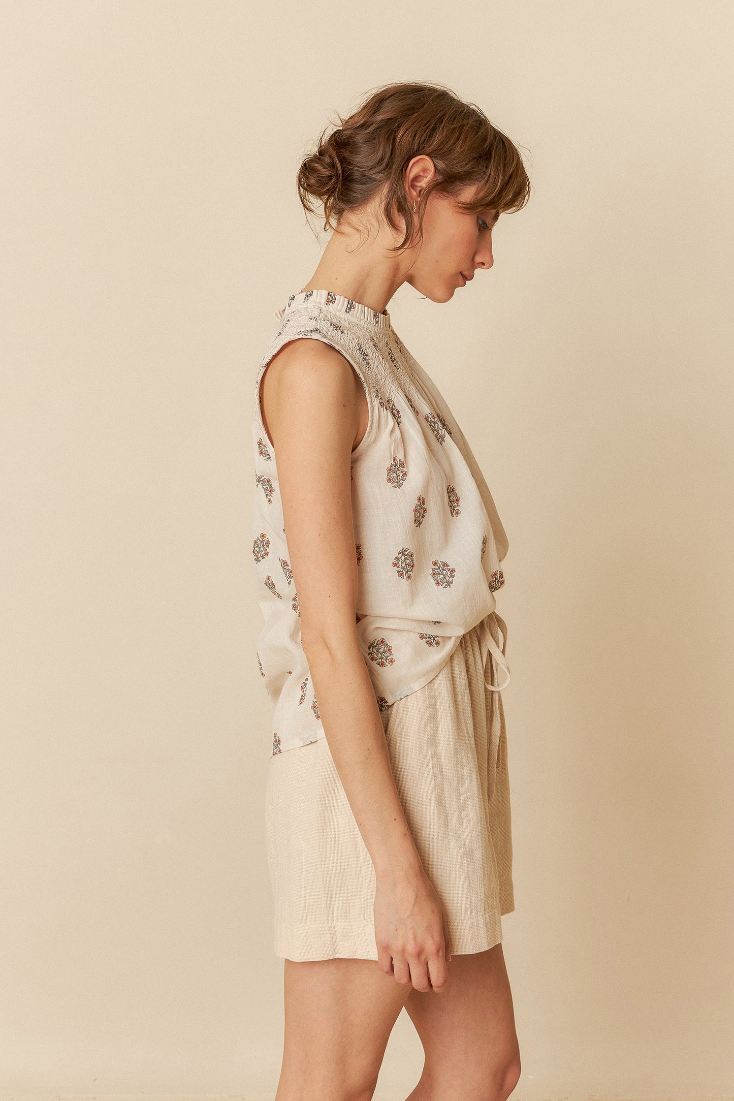 Indi and Cold Sleeveless Organic Cotton Shirt Floral Powder