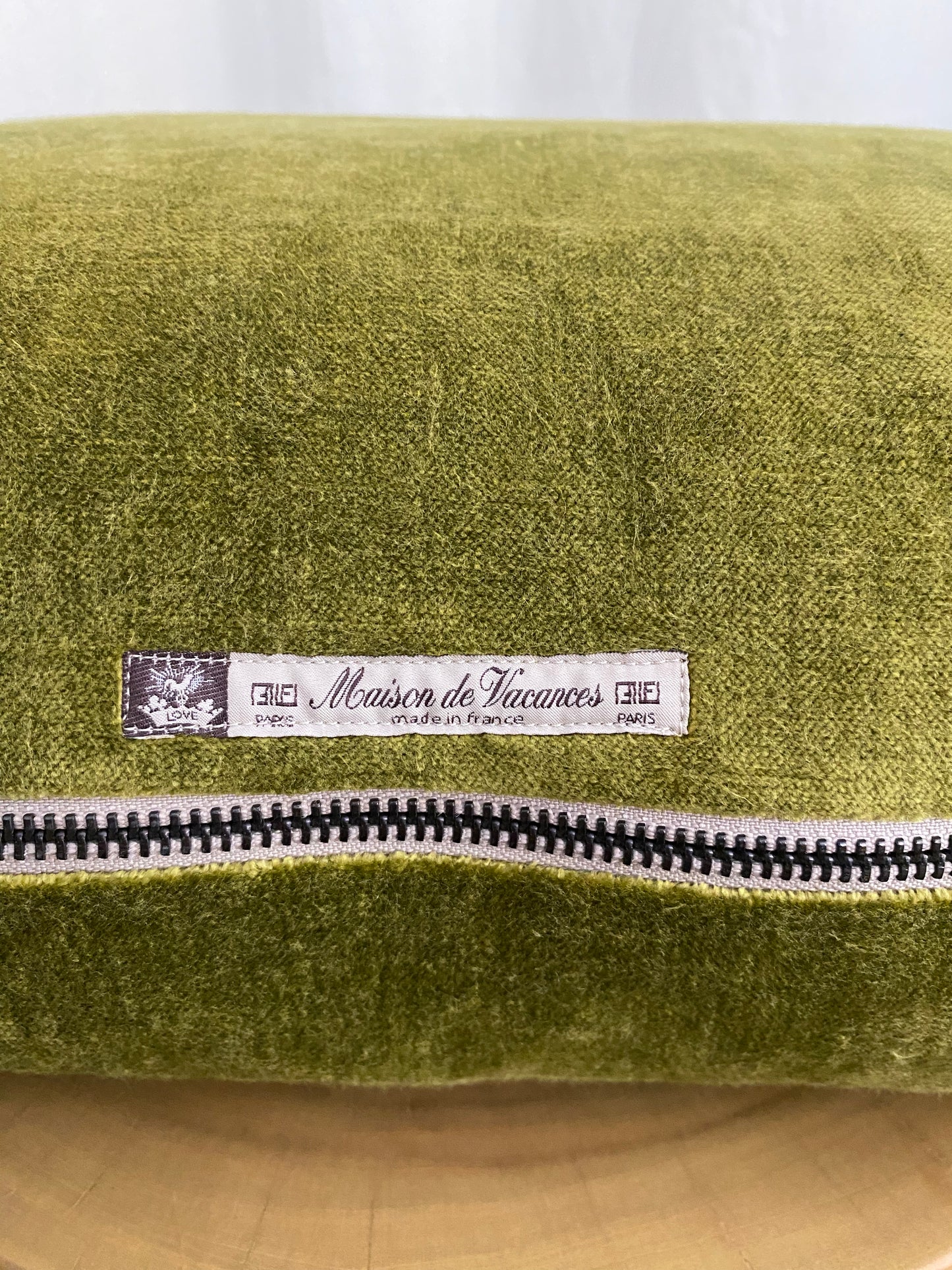 Maison de Vacances Royal Velvet Cushion