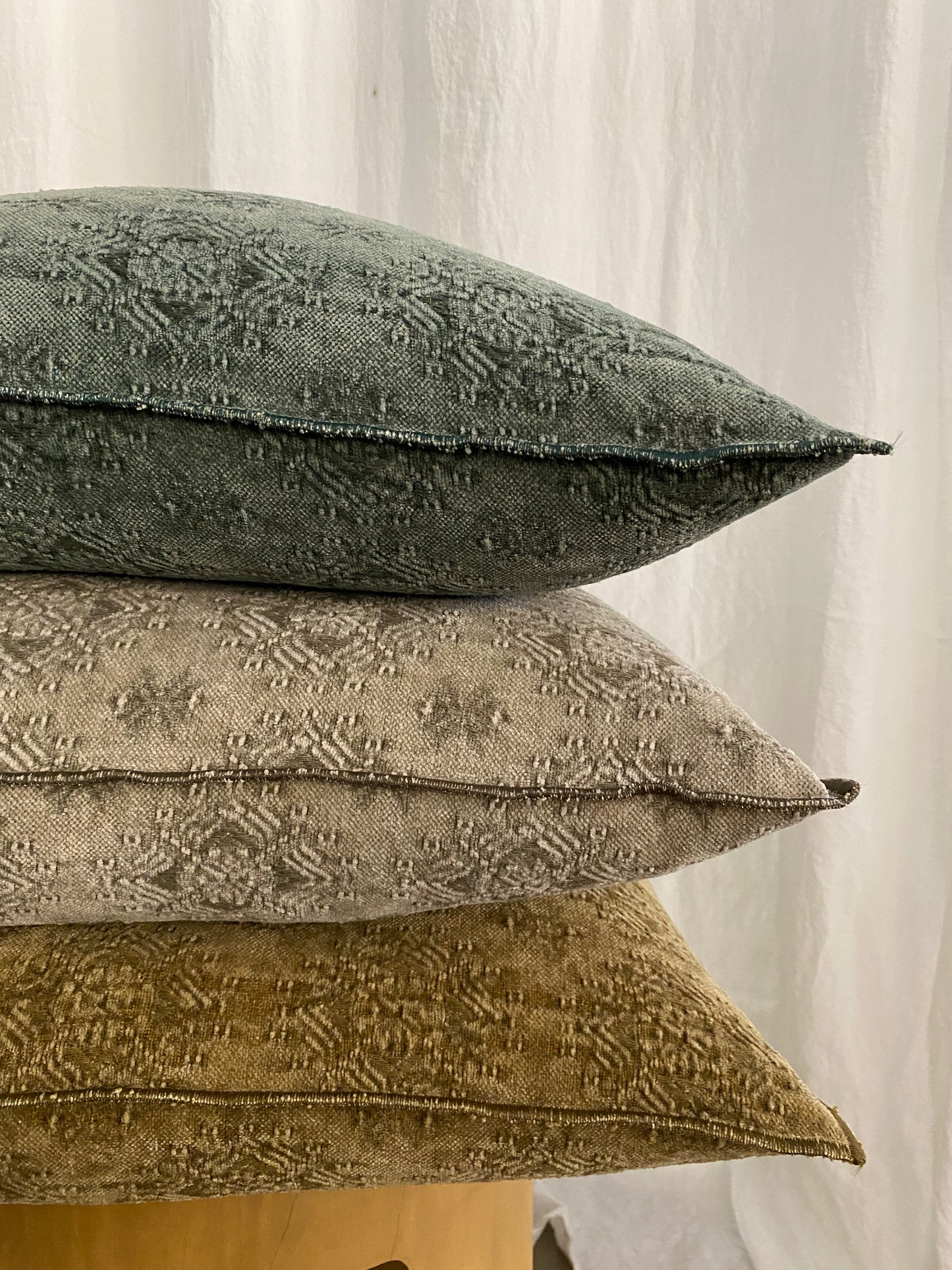 Maison de Vacances Cushion Stone Wahed Jacquard