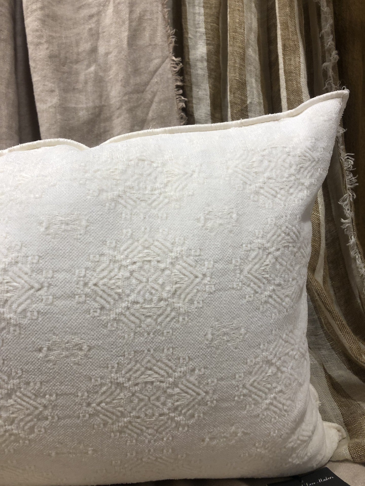 Maison de Vacances Cushion Stone Wahed Jacquard