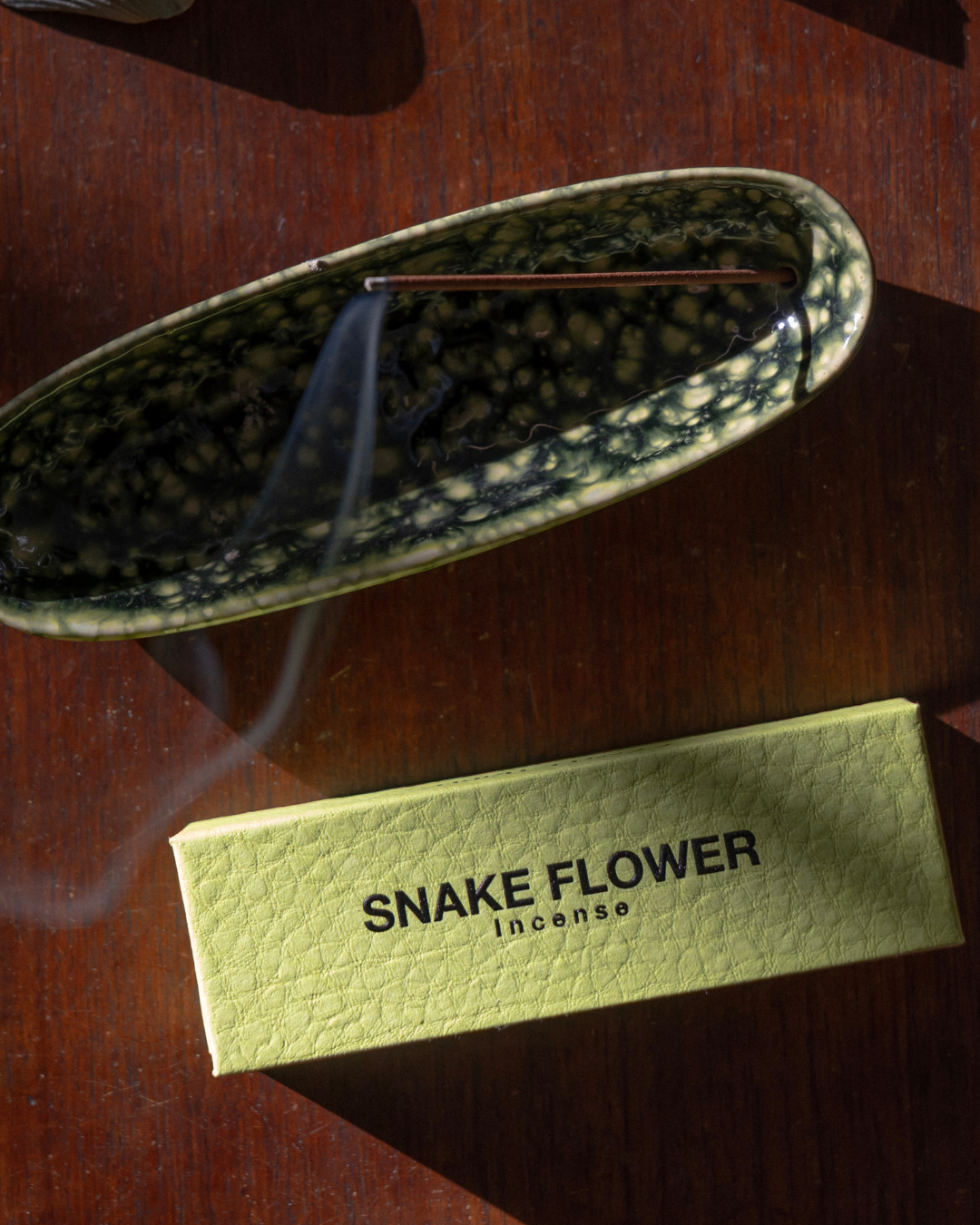 The Collector Ceramic Holder - Green