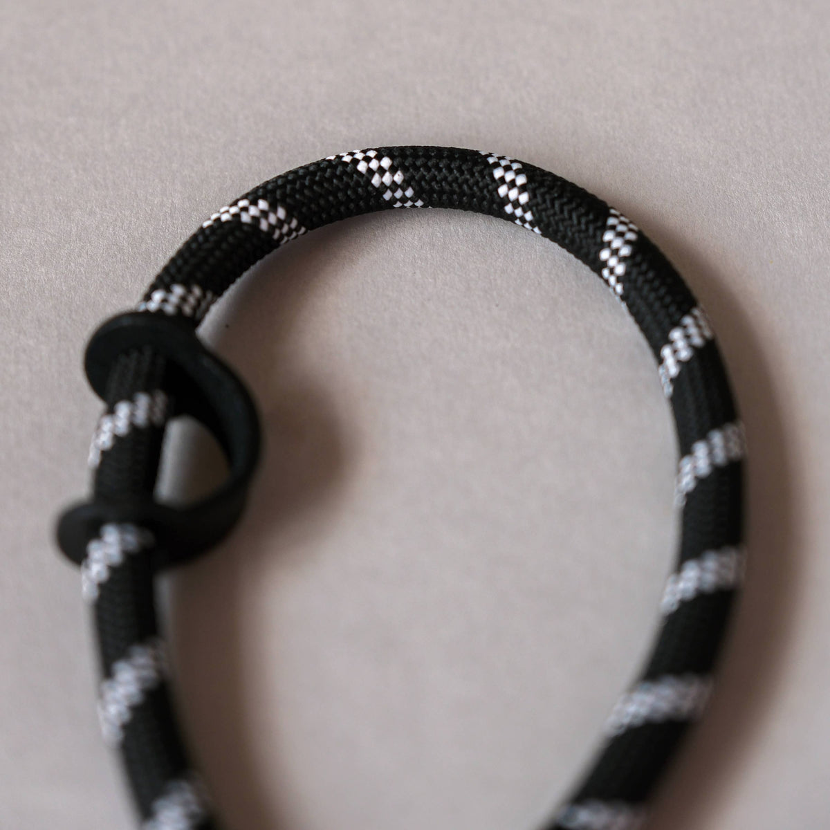 White/Black Rope Wrist Phone Strap