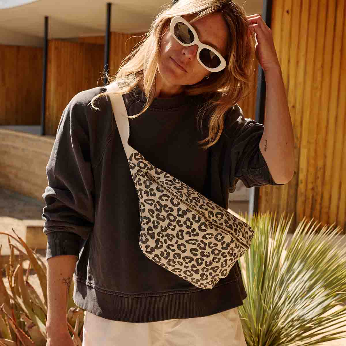Bum Bag Leopard Beige