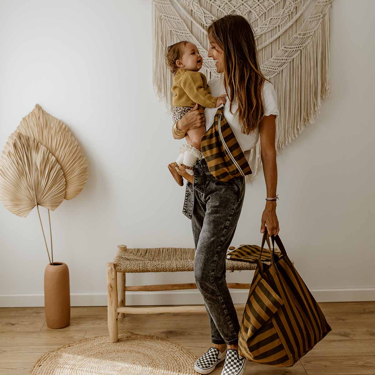 Bum Bag Cumin/Black Stripes