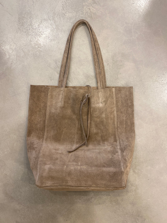 Maison Fanli Large Tote Suede Taupe