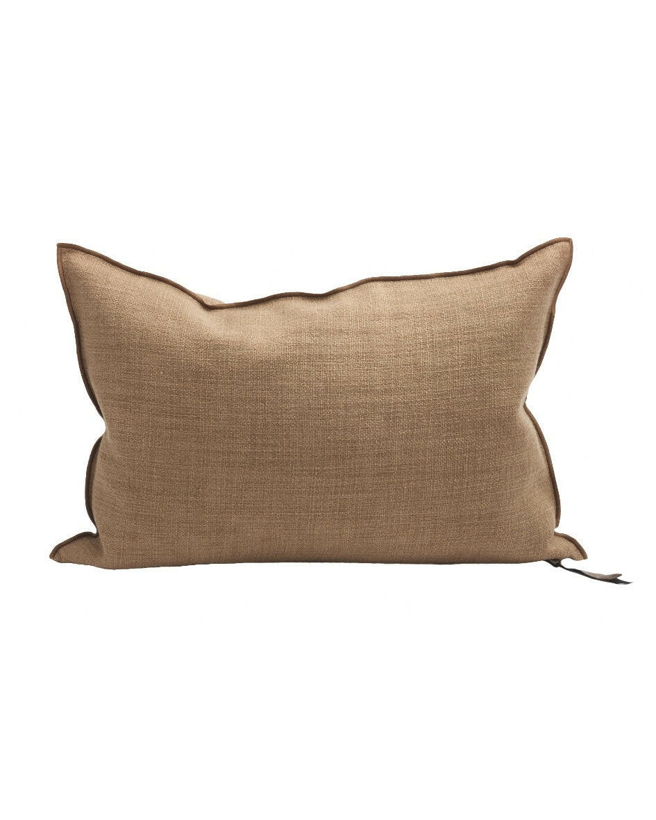 Maison de Vacances Vintage Linen Cushion