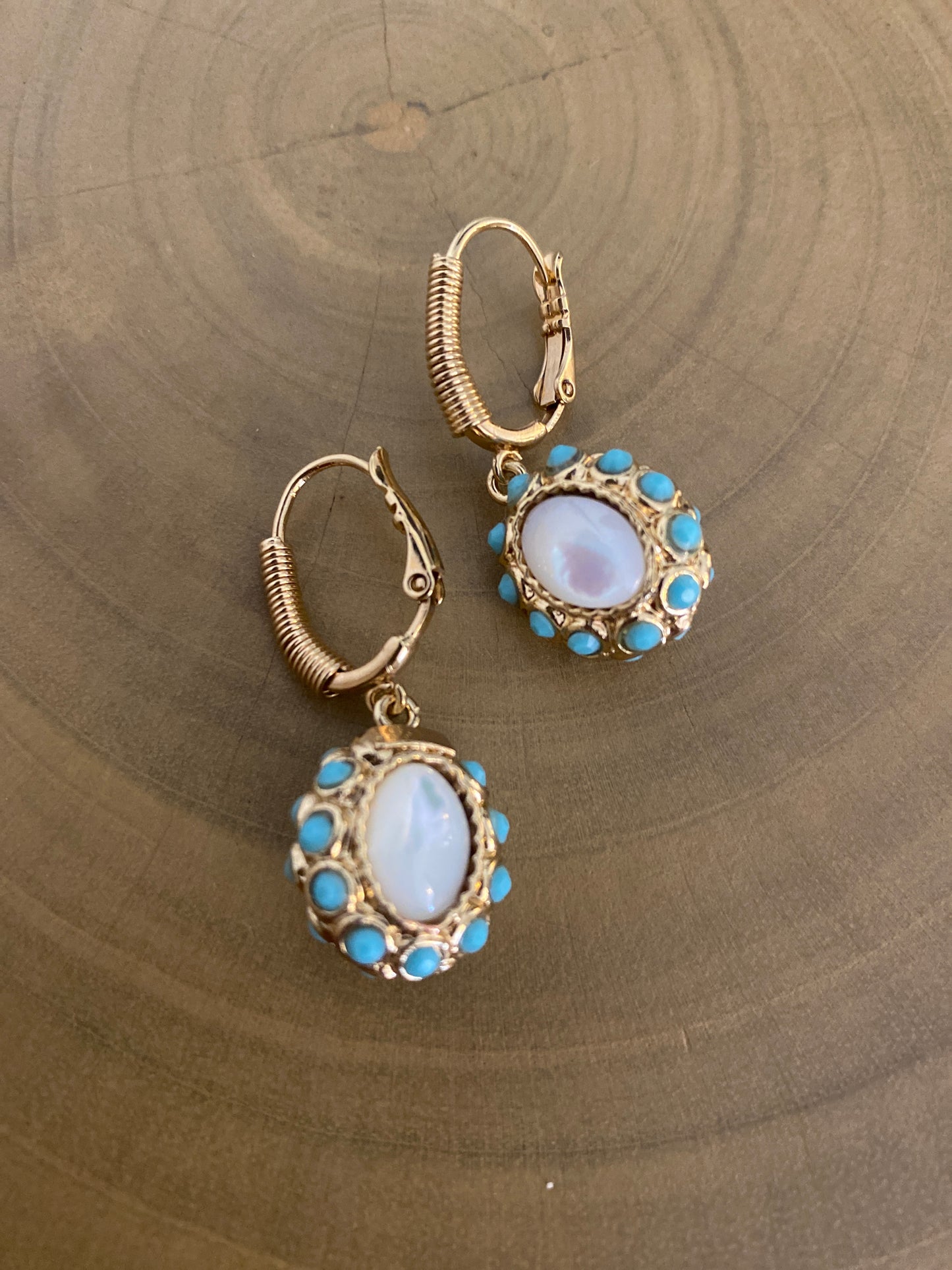 Gas Bijoux Tao Splash Earrings Mother of Pearl and Turquoise