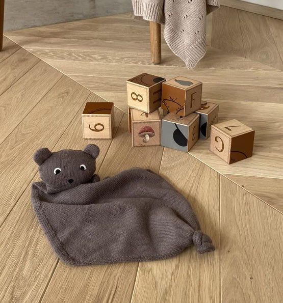Mathilde Knitted Hugging Cloth Taupe