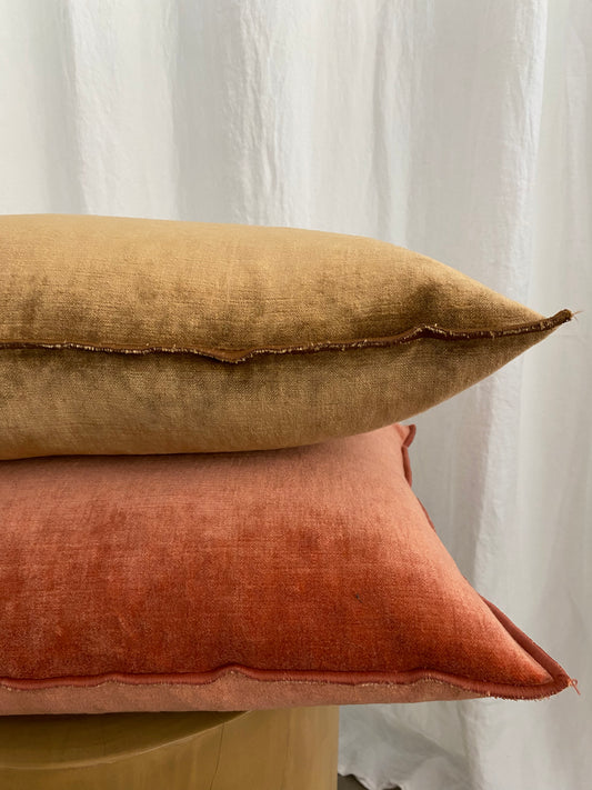 Maison de Vacances Royal Velvet Cushion