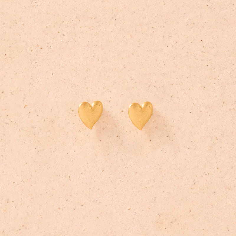 Agapee Cora Stud Earrings