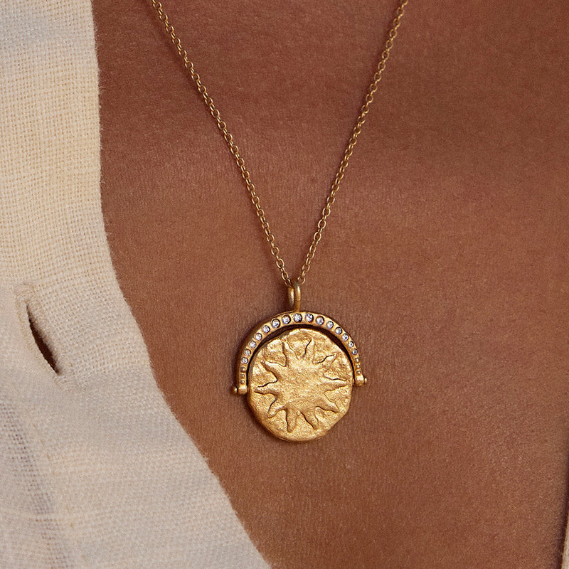 Agapee Sirius Necklace