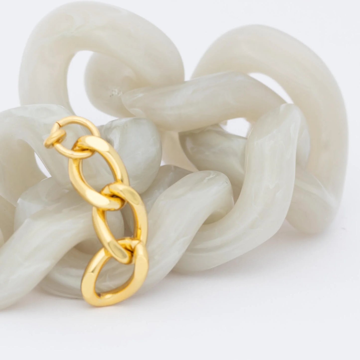 Large Flat chain Bracelet Snow White Marble