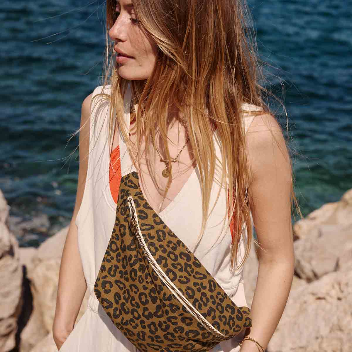 Bum Bag Leopard Olive