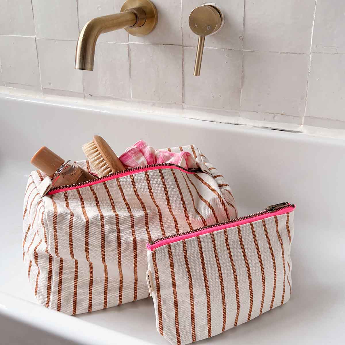 Pouch Tennis Stripes Greige/Pecan