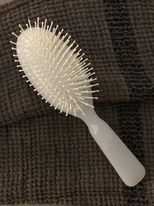 Eco-Friendly Hairbrush - Ivory